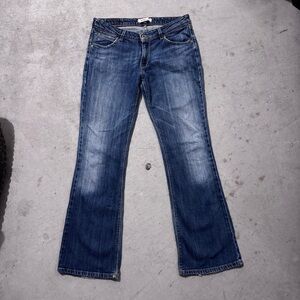 Levi’s 572 bootcut jeans